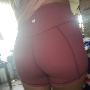 So Merlot align shorts 4”